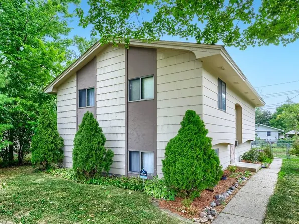 5326 Knox Ave N, Brooklyn Center, MN 55430