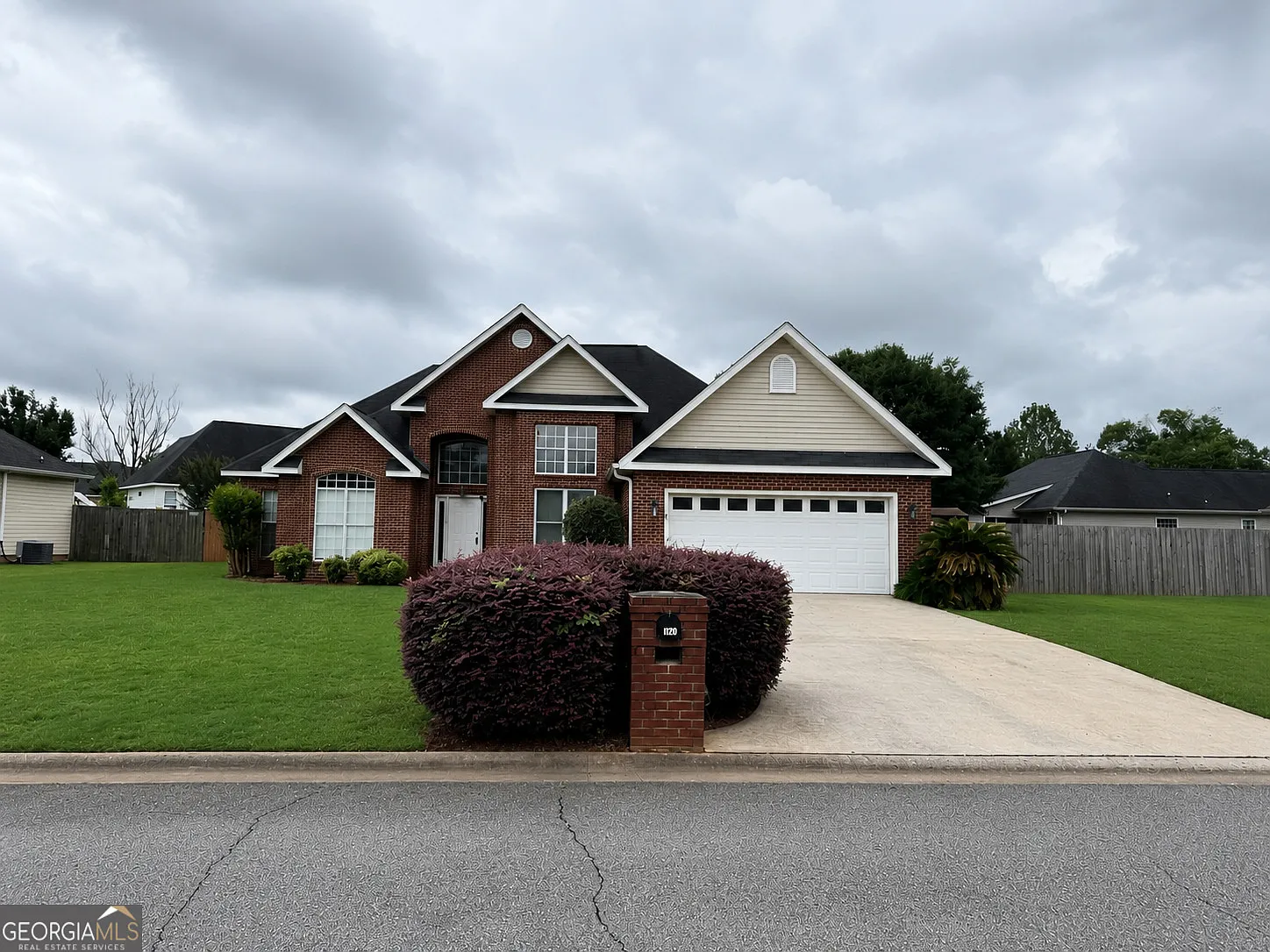 3 bed, 2.0 bath, $1,935 — Photo 1