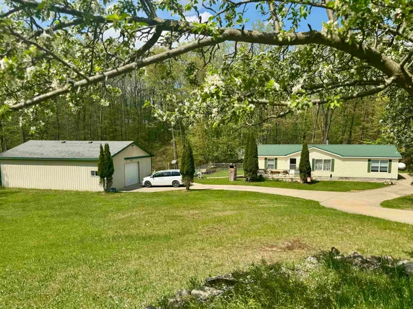 2331 E Monroe Rd, Harrison, MI 48625
