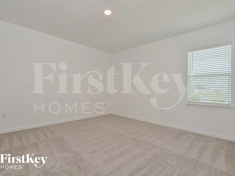611 Avila Pl — Photo 12