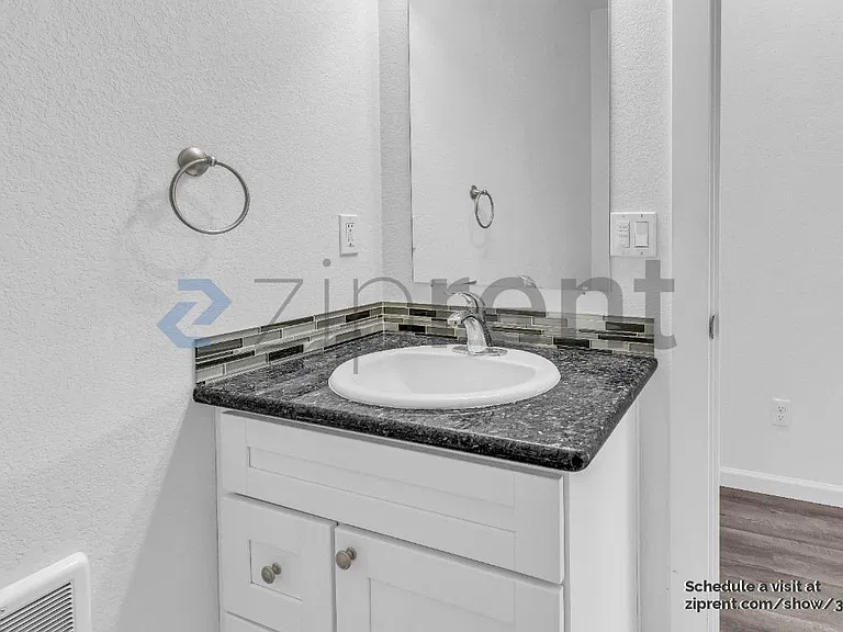 4451 SE 117th Ave — Photo 13