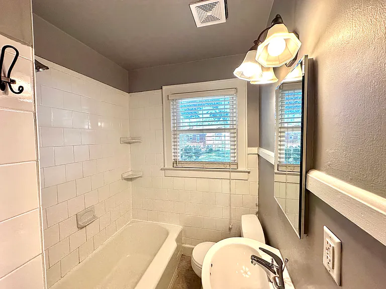 108 Merrilat Ave — Photo 10