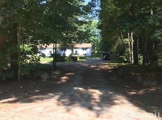 76 Pinecrest Rd #B, Litchfield, NH 03052