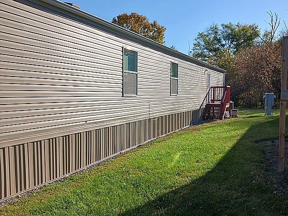 2nd image of 615 Wide Oak Pvt Dr