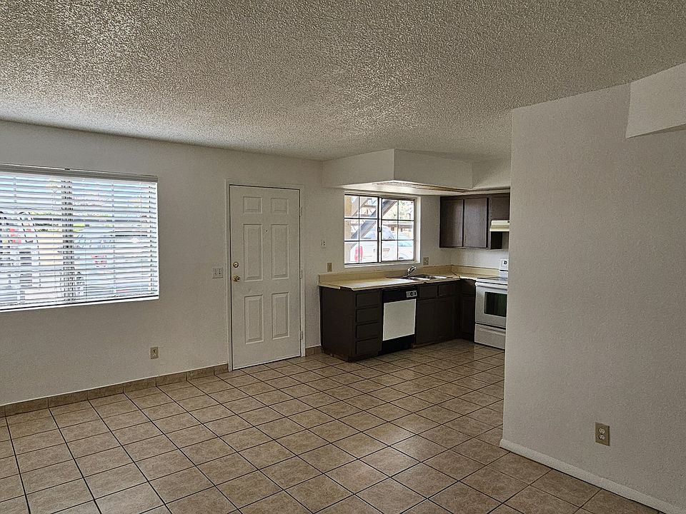 1st image of 45 N Phyllis #101