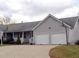 82 Hixon St, Bellingham, MA 02019