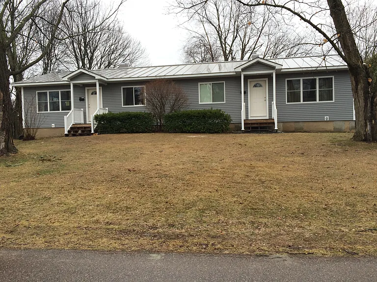 26 Gilbert St — Photo 17