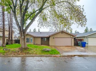 6233 N Delbert Ave, Fresno, CA 93722