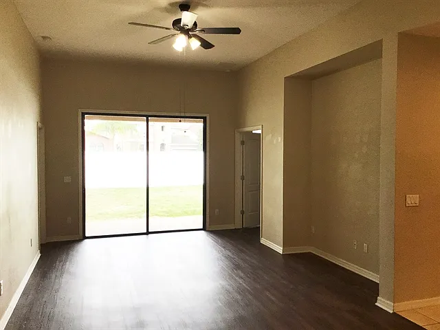 607 Arbor Pointe Ave — Photo 3