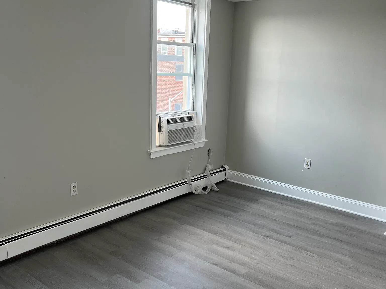 1 bed, 425 sqft, $1,100 — Photo 4