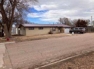 620 E 6th St, Oakley, KS 67748