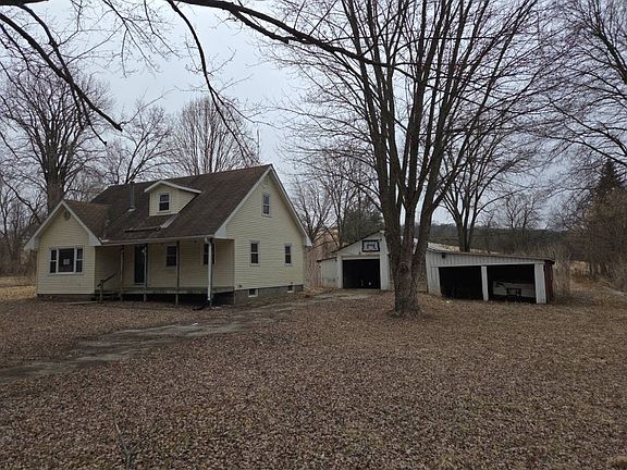 2nd image of 14416 Three Mile Rd