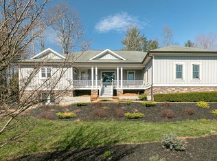 25 King Heights Dr, Fletcher, NC 28732