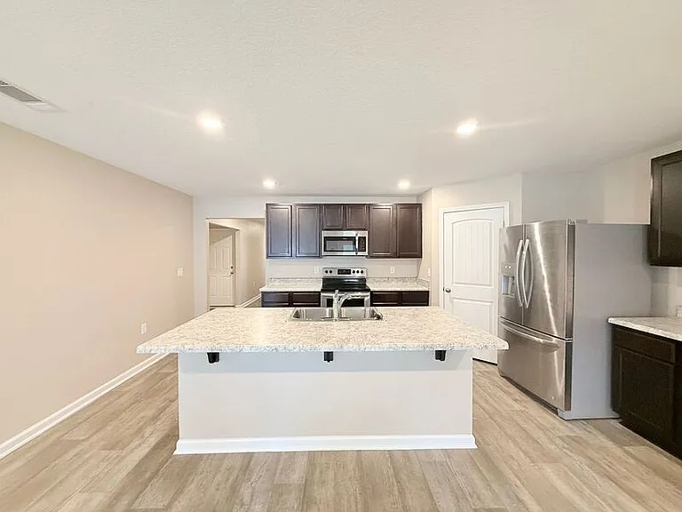 6401 Churchill Cir #PRO — Photo 3