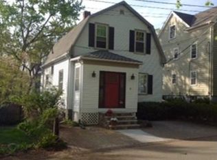 8 Chase Ave, Lexington, MA 02421