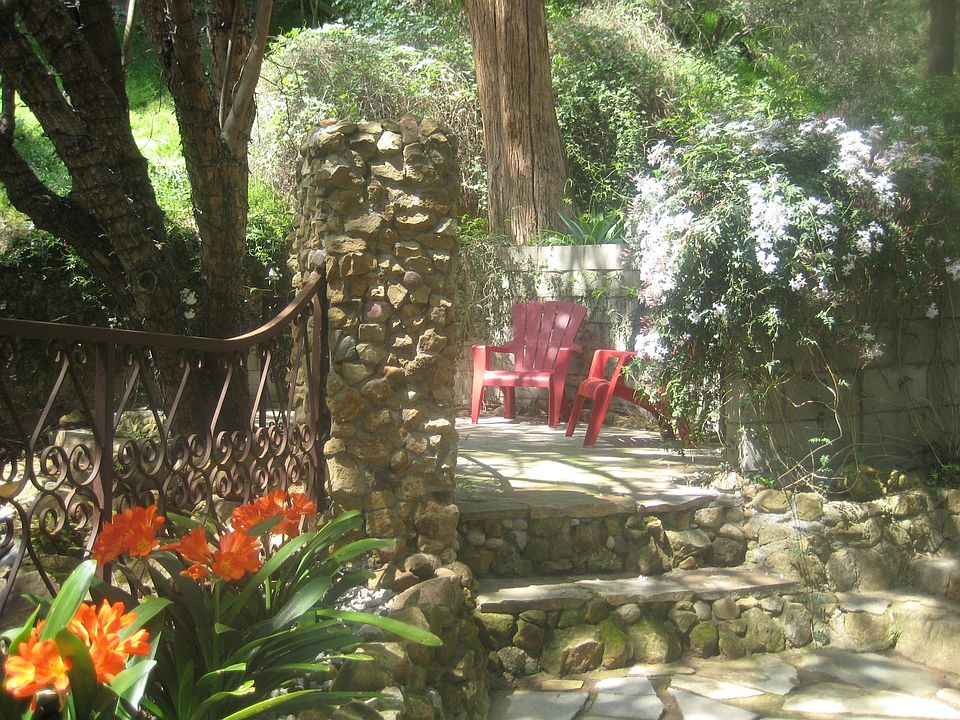 1st image of 2301 Beverly Glen Pl #1