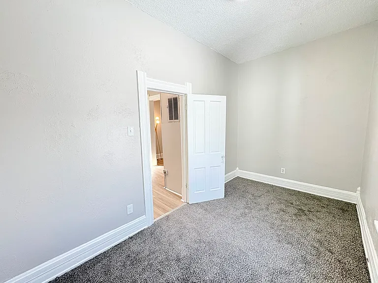 622 Church St — Photo 14