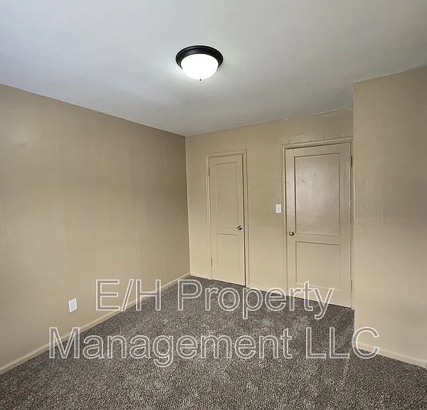 1952 S Hiram Ave — Photo 11