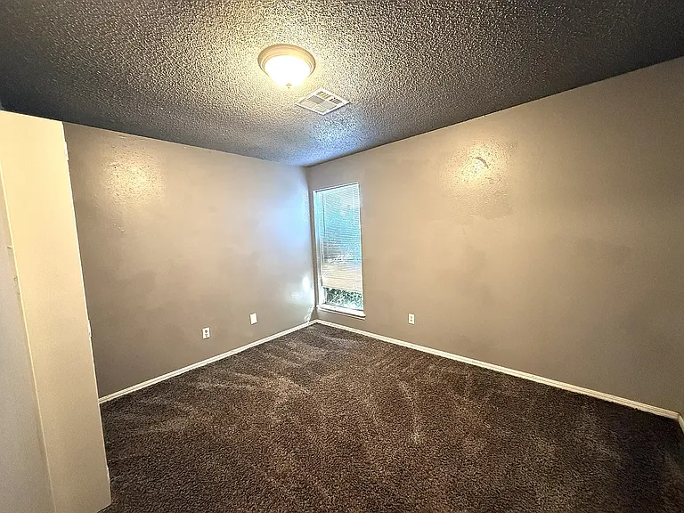4229 Wembleton Cir #4229 — Photo 5