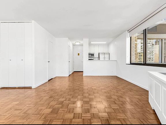 3rd image of 245 E 44th St APT 11F