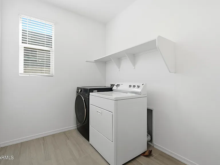 4650 W Gilbert Ct — Photo 25