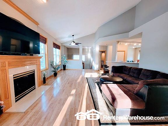 2nd image of 2478 Prairie Oak Trl