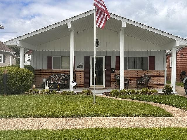 1st image of 4020 Brandon Rd