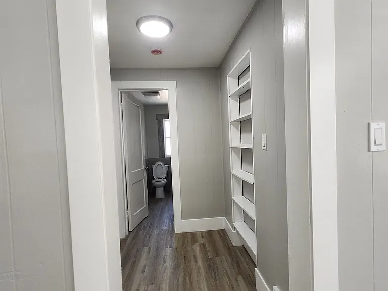 1011 N Front St — Photo 21