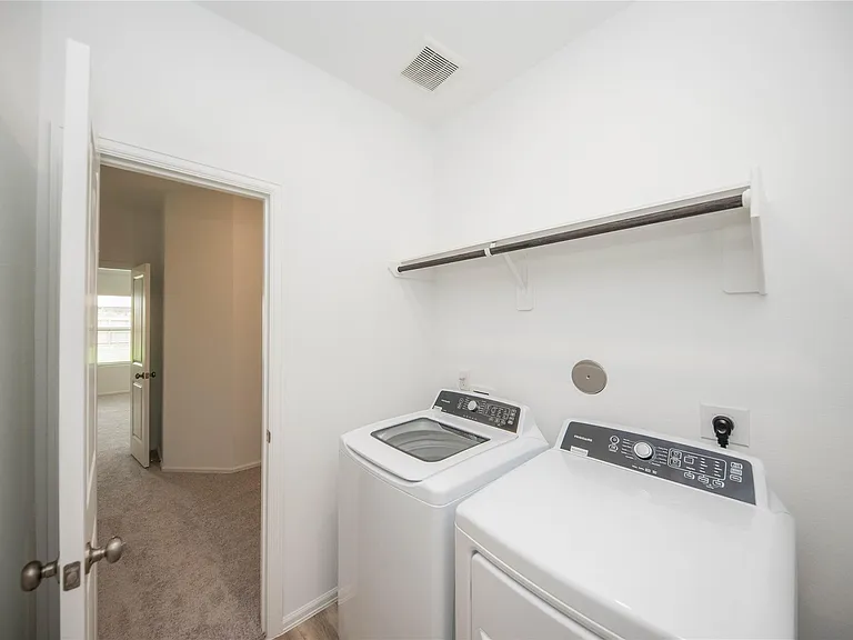 2550 Olivine Stone Dr — Photo 23