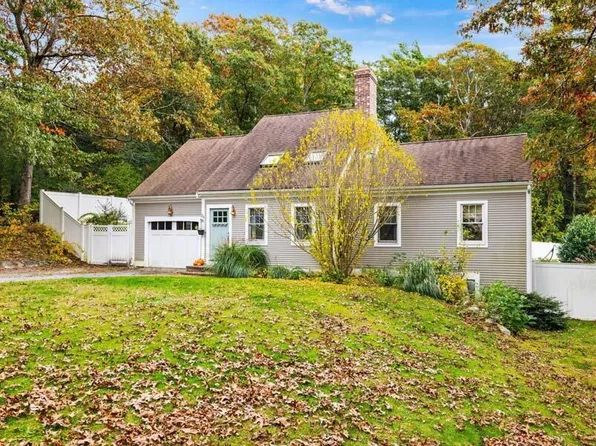 24 Saddler Lane, West Barnstable, MA 02668