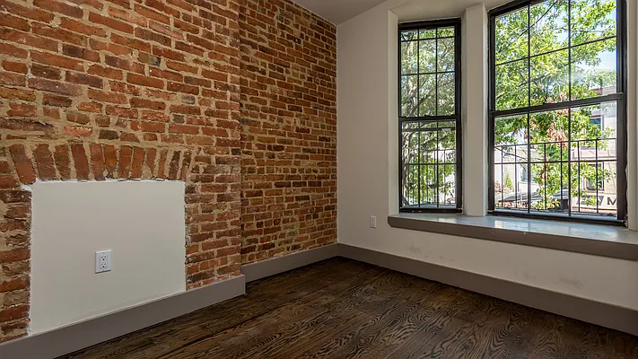 Rented by Nooklyn NYC LLC | media 14