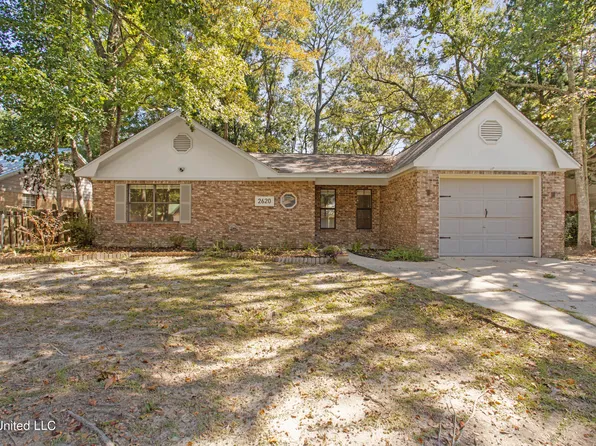 2620 N 6th St, Ocean Springs, MS 39564