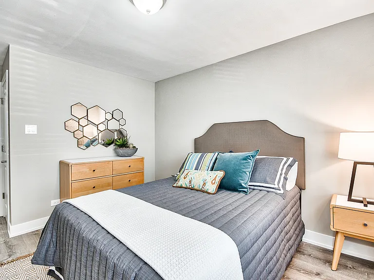 2545 W Fitch — Photo 17