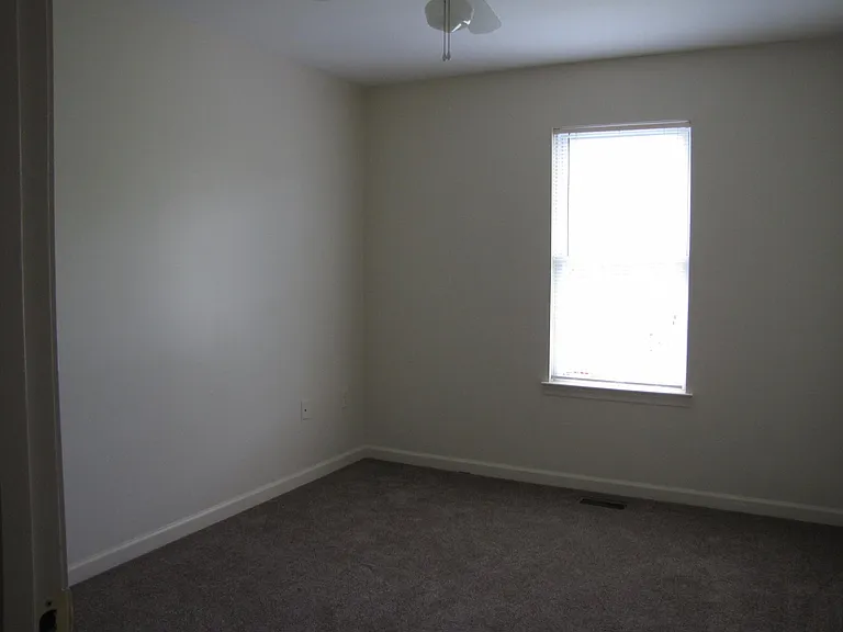 150 Westhall Dr — Photo 11