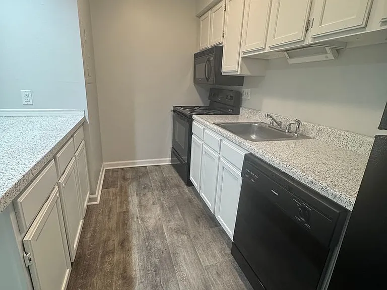 The Vibe at 8035 Apartments — Photo 49