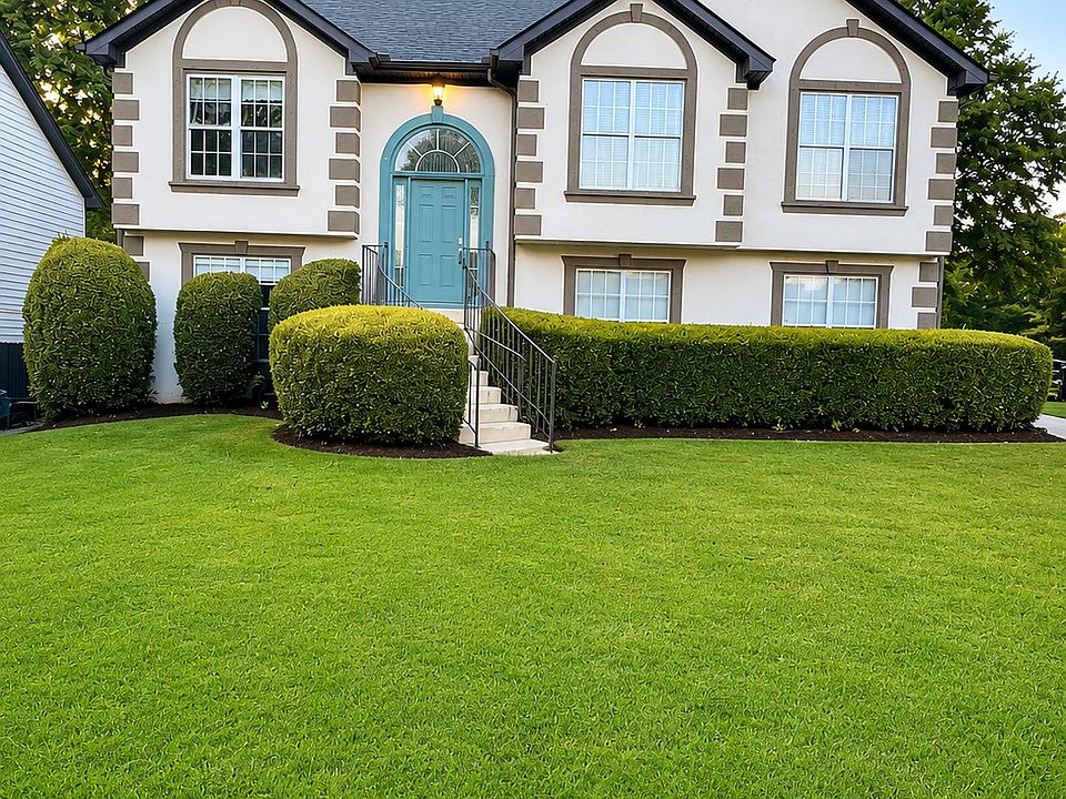1st image of 3232 Oak Vista Way