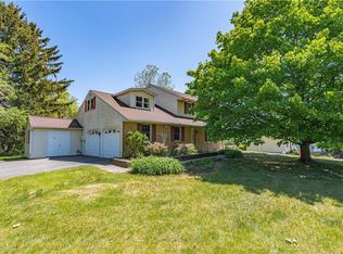 1943 Klines Mill Rd, Breinigsville, PA 18031