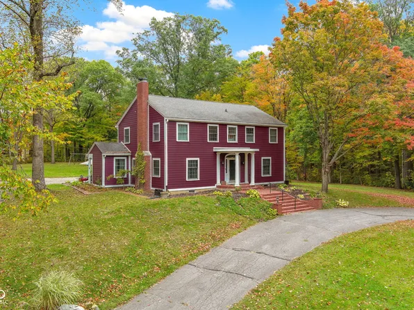 265 Beechwood Ln, Zionsville, IN 46077