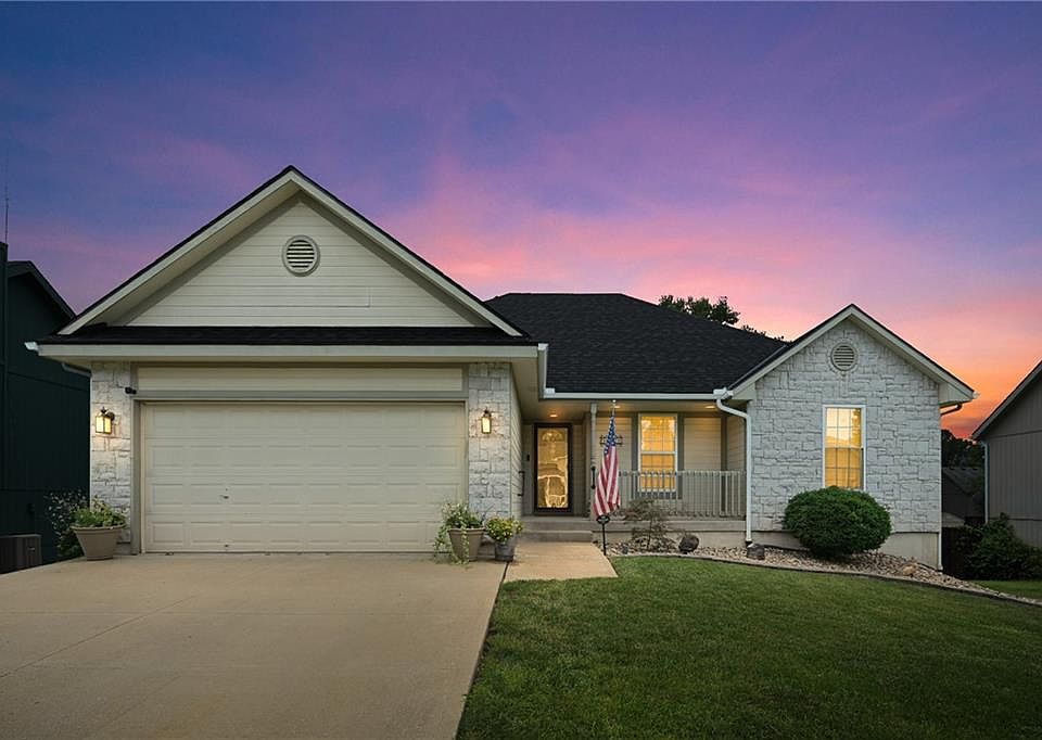 1st image of 1603 Cove Dr