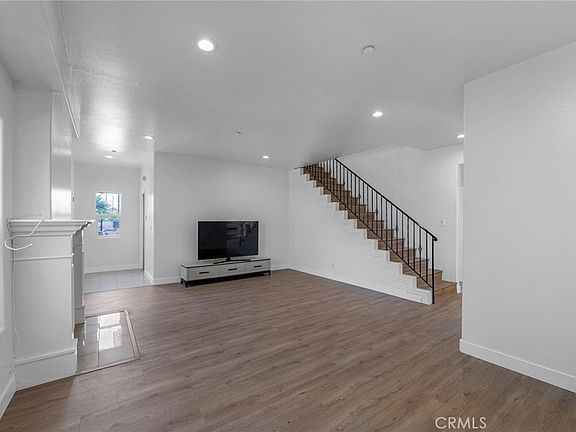 5th image of 11552 Lower Azusa Rd