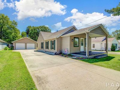 315 Oakwood Ave, East Peoria, IL, 61611