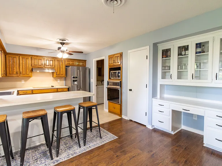 1535 Primrose Dr — Photo 14