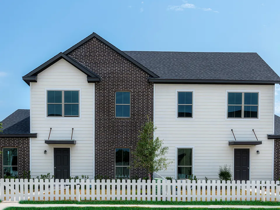 Townhomes at Princeton Meadows
