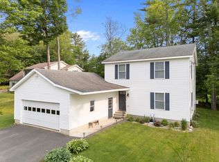 135 Country Hill, Brattleboro, VT 05301