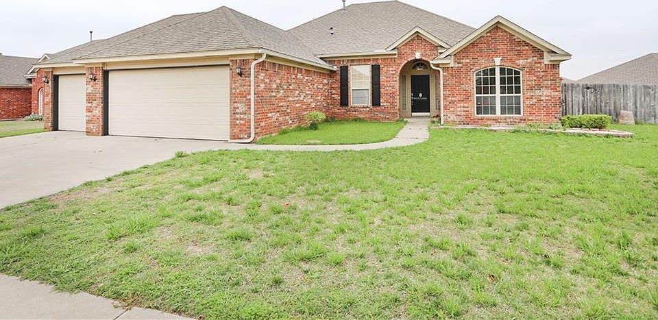 1st image of 15915 Stone Meadows Dr