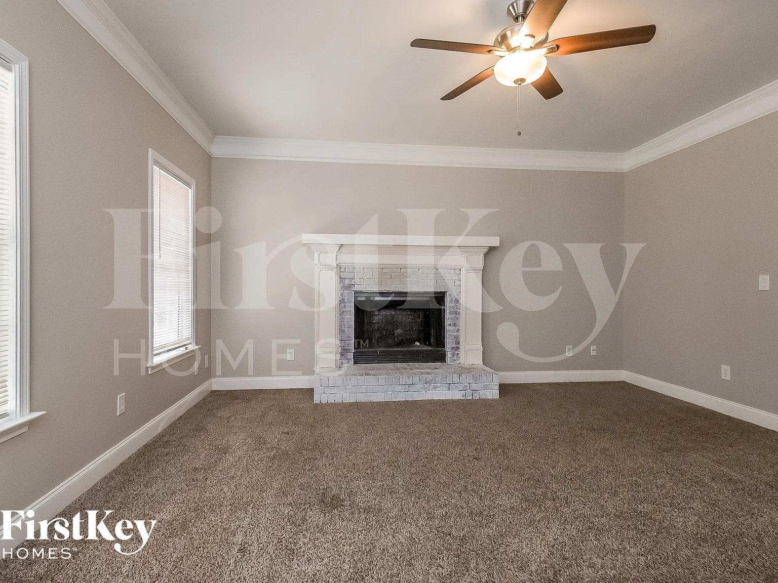 4 bed, 3.0 bath, 1925 sqft, $2,265 — Photo 2