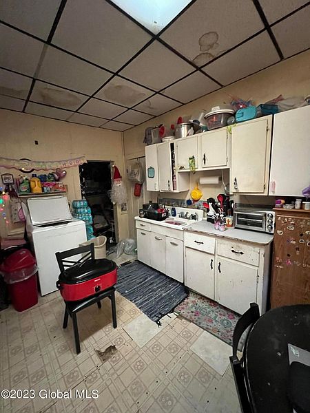 3rd image of 87 Fairview Place