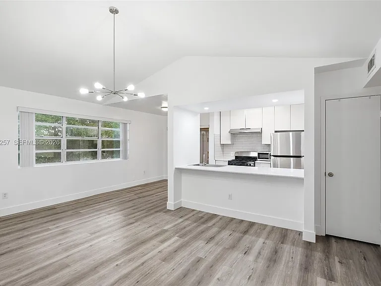 15330 SW 106th Ter #915 — Photo 7