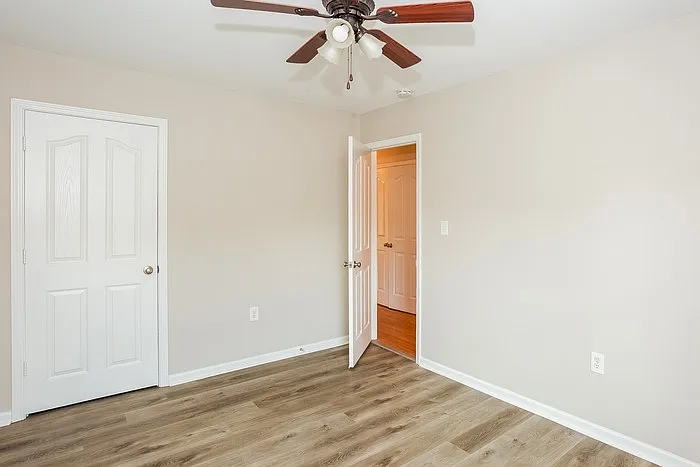 5027 Patricia Ann Ln — Photo 11
