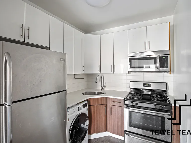 2273 Adam C Powell Blvd #5A — Photo 3